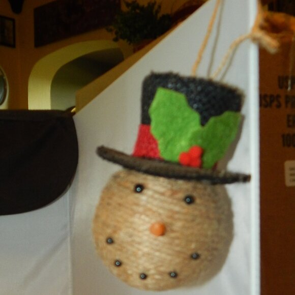Snowman Christmas Ball Burlap Ornament - Picture 3 of 4